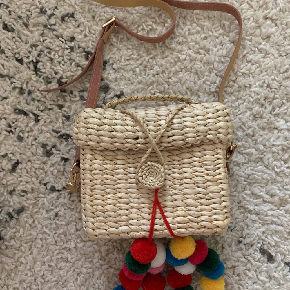 ✨Wicker Vacation Crossbody Bag✨